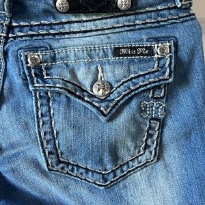 Miss Me Signature Skinny